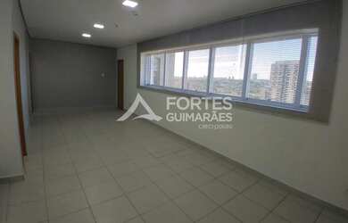 Imagem: O depósito possui 1 Vaga na garagem, 48m² de Área e está