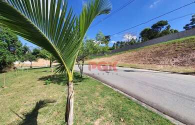 Imagem: O terreno possui 662m² de Área, Imóvel novo e está localizado