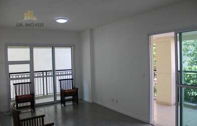 Imagem: O apartamento possui 4 Dormitórios, 4 Banheiros, 2 Vagas na