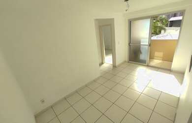 Imagem 2: Apartamento com 2 dormitórios, 49 m² - venda por R$ 220.000,00 ou aluguel por R$ 1.300,00