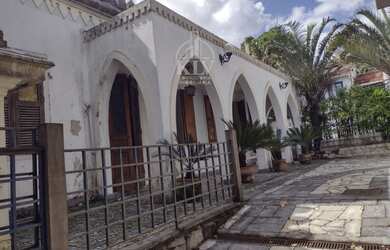 Imagem 1: Casa excelente para investidores com mais de 20 suítes em Santa Tereza...