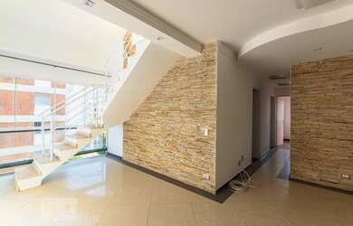 Imagem: O apartamento na cobertura possui 3 Dormitórios, 3 Banheiros