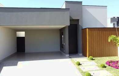 Imagem: A casa em condomínio possui 3 Dormitórios, 4 Banheiros, 4