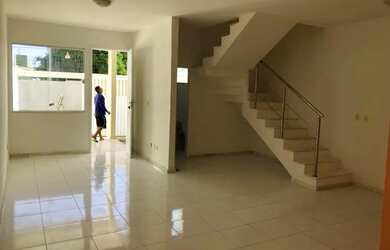 Imagem 3: CASA NA FAROLÂNDIA M.C