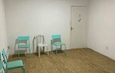 Imagem 6: ALUGO GALPÃO. Churrasqueira, 300m² de Áreae5 Vagas na garagem