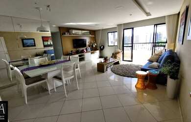 Imagem: O apartamento possui 3 Dormitórios, 3 Banheiros, 2 Vagas na