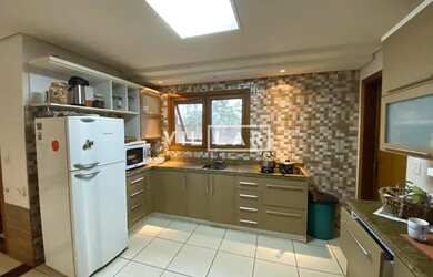 Imagem 2: CASA RECANTO DE PORTUGAL. Churrasqueira, Varanda, Lareirae2 Vagas na garagem