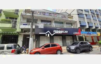 Imagem: A casa possui 5 Dormitórios, 3 Banheiros e 200m² de Área