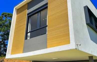 Imagem: A casa em condomínio possui 3 Dormitórios, 4 Banheiros, 2