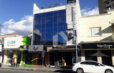 Imagem: O depósito possui 17m² de Área e está localizado em Centro