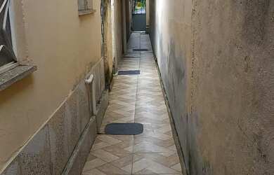 Imagem: A casa possui 1 Dormitório, 1 Banheiro e está localizado