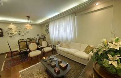 Imagem: O apartamento e possui 3 Dormitórios, Suítes, 2 Banheiros