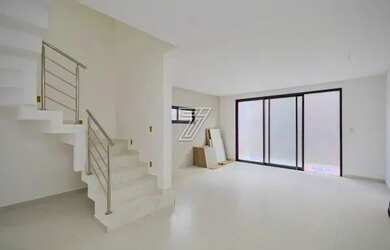 Imagem 4: Sobrado a venda possui 176 m2 com 3 quartos 1 vaga garagem