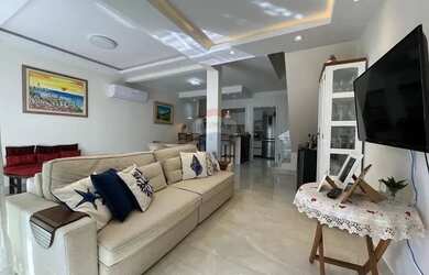 Imagem 2: Lindo Sobrado no Coração de Caiobá Praia Brava