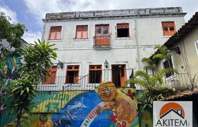 Imagem: A casa possui 5 Dormitórios, 5 Banheiros, 5 Vagas na garagem