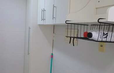 Imagem 5: Quarto e sala - Candeal. Piscina, Ar-condicionado, 43m² de Áreae1 Vaga...