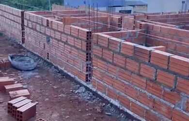 Imagem: O terreno possui 200m² de Área e está localizado em Jardim