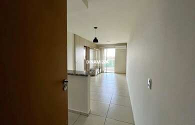 Imagem 2: Apartamento com sacada, 2 quartos planejados com ar-condicionado já instalado...