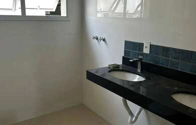 Imagem 13: Imperdível casa de alto padrão em condomínio no Gran Ville São Venâncio,...