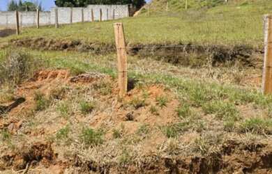 Imagem 2: Vendo terreno de 860 metros, em Bragança Paulista SP, valor 250 mil documentação...