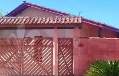 Imagem: Casa de Esquina à Venda - Pontal Santa Marina - Caraguatatuba