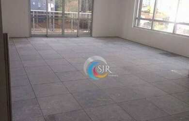 Imagem: O depósito possui 2 Vagas na garagem, 70m² de Área e está