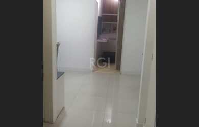 Imagem 5: EXCELENTE APARTAMENTO 1 DORMITÓRIO TRANSFORMADO EM 2 NO BAIRRO CAVALHADA PORTO ALEGRE