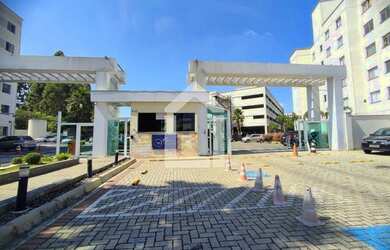 Imagem: O apartamento possui 2 Dormitórios, 1 Banheiro, 2 Vagas na