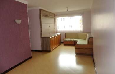 Imagem: O apartamento possui 3 Dormitórios, 1 Banheiro, 1 Vaga na garagem