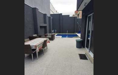 Imagem 2: Santana de Parnaíba - Casa Padrão - Alphaville