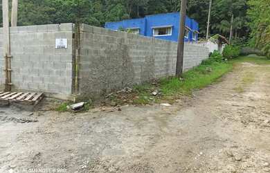 Imagem: O terreno possui 600m² de Área e está localizado em Boiçucanga