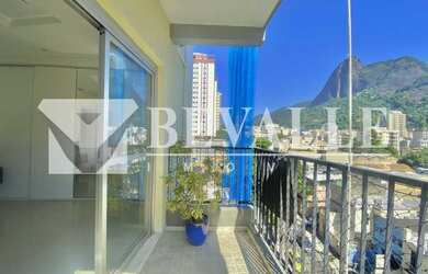 Imagem: O apartamento possui 2 Dormitórios, 3 Banheiros, 1 Vaga na