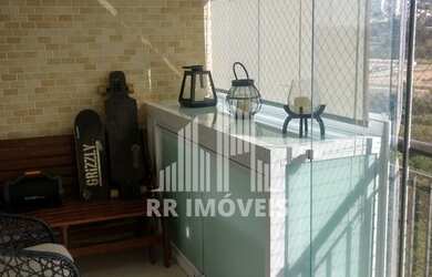 Imagem: O apartamento possui 3 Dormitórios, 5 Banheiros, 2 Vagas na