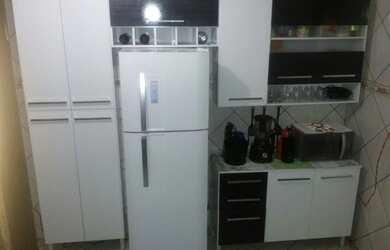 Imagem: O quarto possui Guarda roupa e está localizado em São Cristóvão