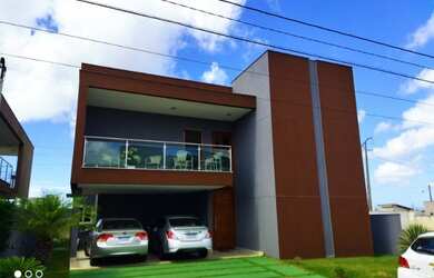 Imagem: A casa em condomínio possui 4 Dormitórios, 5 Banheiros, 4