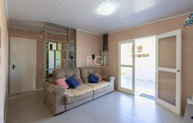 Imagem 5: Casa em Guarujá. Churrasqueira, Varanda, Área de serviçoe94m² de Área