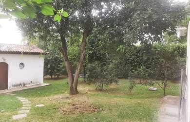 Imagem: A casa em condomínio possui 4 Dormitórios, 4 Banheiros, 4