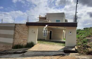 Imagem: A casa possui 4 Dormitórios, 5 Banheiros, 5 Vagas na garagem