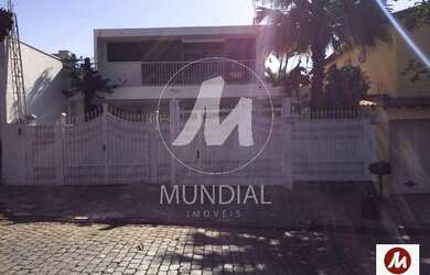 Imagem: O depósito possui 4 Vagas na garagem e 381m² de Área e está