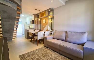 Imagem: A casa possui 2 Dormitórios, 2 Banheiros, 1 Vaga na garagem