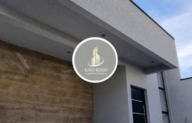 Imagem: A casa possui 3 Dormitórios, 2 Banheiros, 2 Vagas na garagem