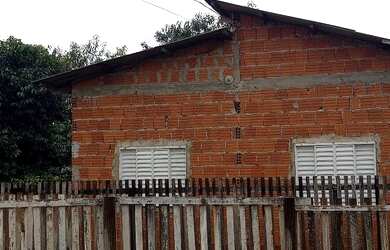 Imagem: A casa possui 2 Dormitórios, 1 Banheiro, 36m² de Área e