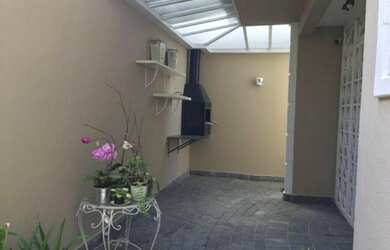 Imagem 8: Casa no Stiep. Churrasqueira, Varanda, 100m² de Áreae1 Vaga na garagem