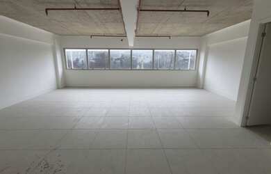 Imagem 3: Escritório para aluguel tem 63 metros quadrados em Recreio dos Bandeirantes...