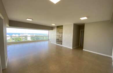 Imagem: O apartamento possui 4 Dormitórios, 5 Banheiros, 4 Vagas na