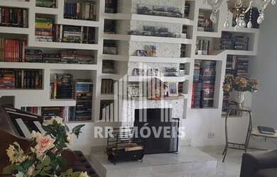 Imagem: A casa em condomínio possui 3 Dormitórios, 4 Banheiros, 5