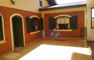 Imagem 2: Ampla casa Isolada 4 suites