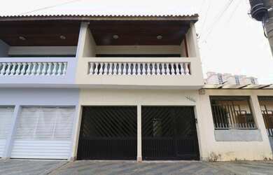 Imagem: Sobrado com 3 dormitórios à venda, 217 m² por R$ 850.000,00