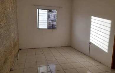 Imagem: O apartamento possui 2 Dormitórios, 1 Banheiro e 48m² de Área