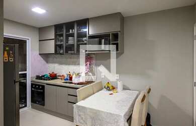 Imagem: O apartamento possui 1 Dormitório, 1 Banheiro, 32m² de Área